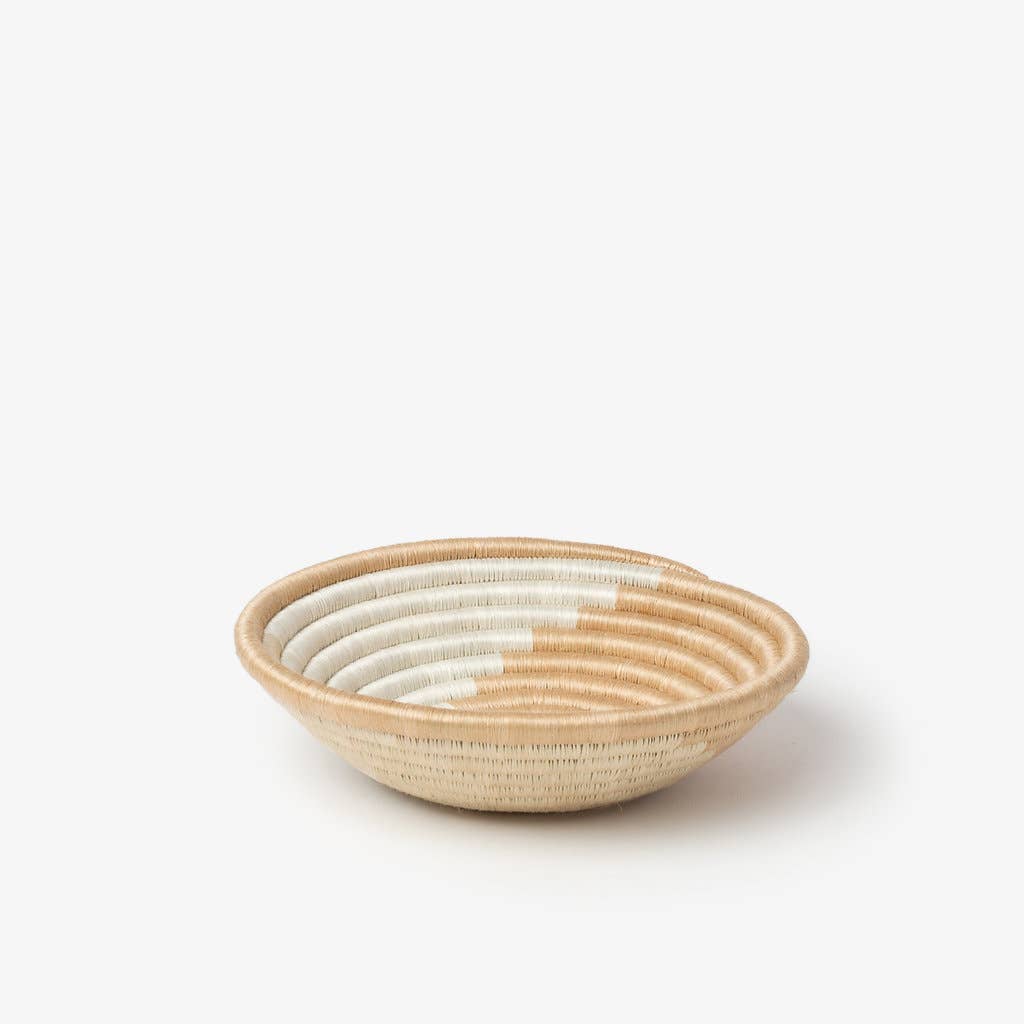 Zera Woven Bowls: Indigo & Tea / Medium