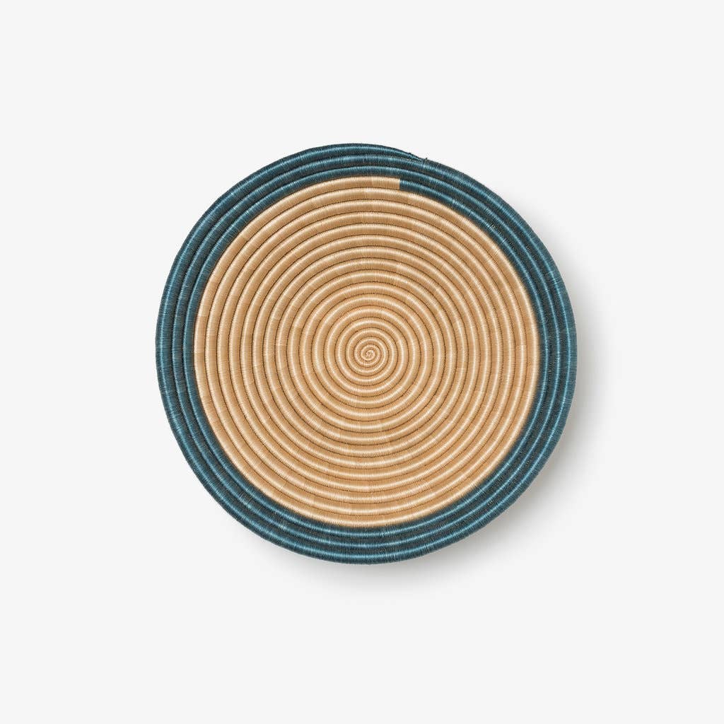 Aura Woven Bowls: Tea with Teal / Medium