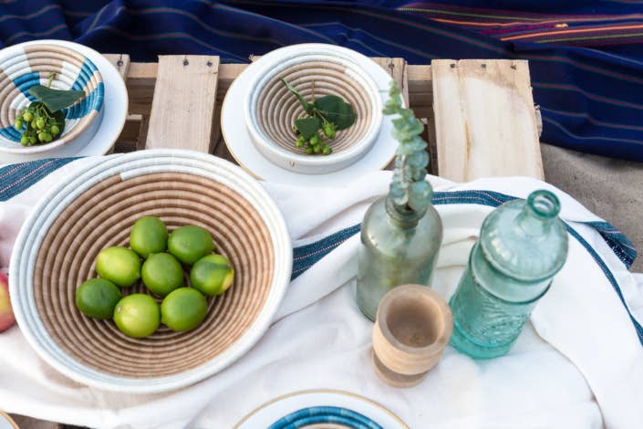 Aura Woven Bowls: Tea with Teal / Medium