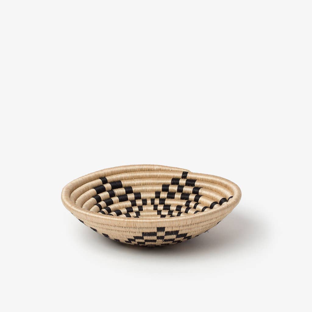 Bariku Woven Bowls: Tea & White / Small